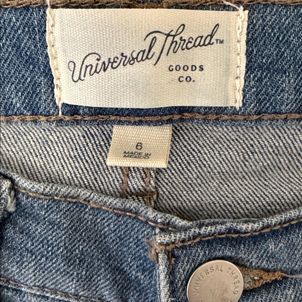 Universal Thread Mid-Rise 80s Slim Blue Denim Jeans Size 6 NWT - Picture 3 of 6